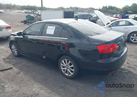 2013 Volkswagen Jetta 2.5L Se from USA, damaged, VIN 3VWDP7AJ7DM438401